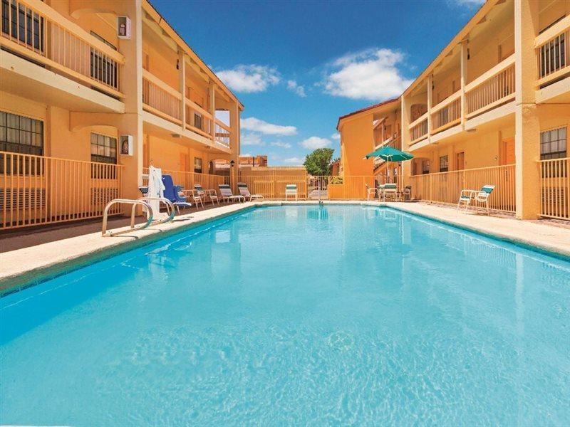 Baymont By Wyndham Lubbock - Downtown Civic Center Hotel Luaran gambar