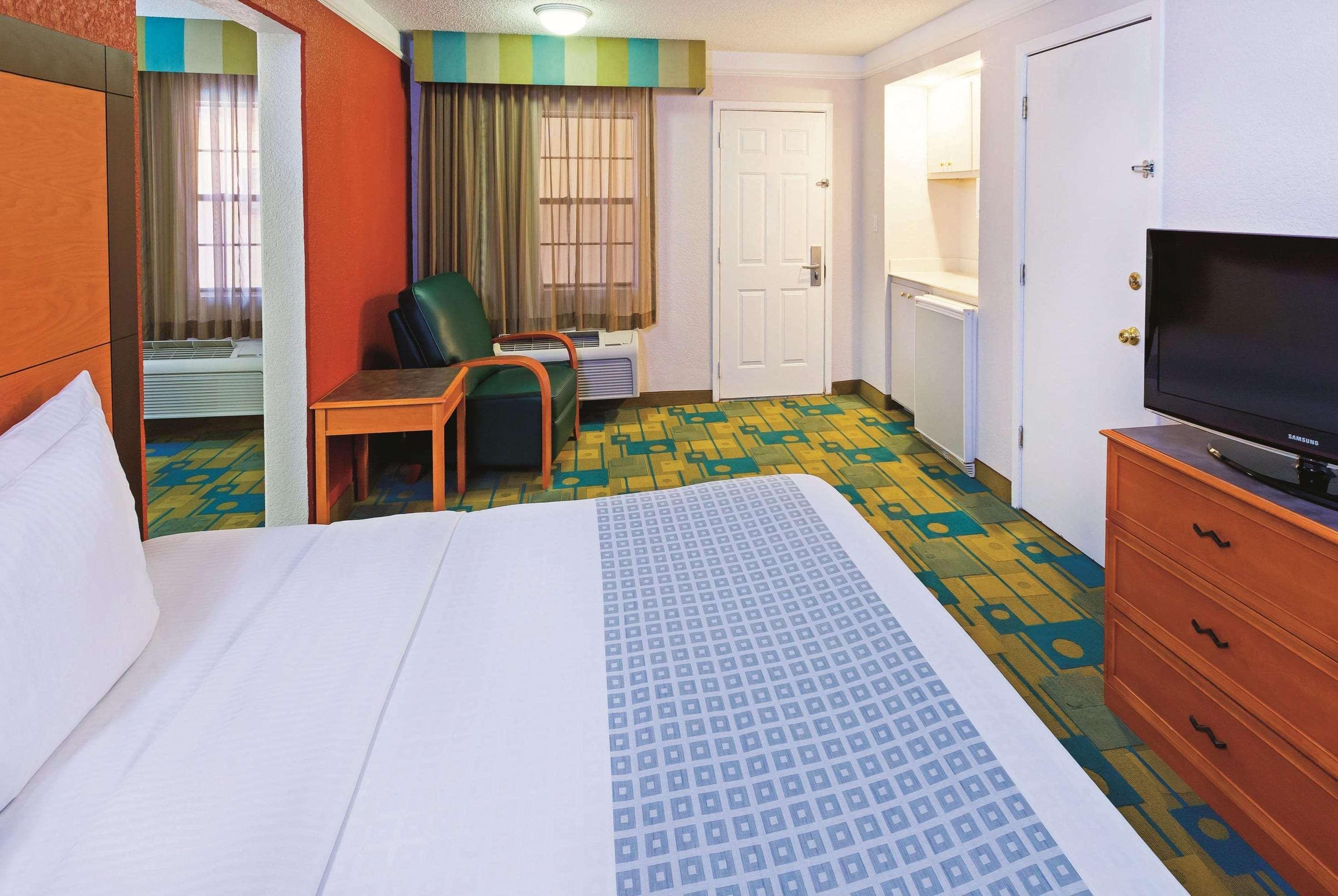 Baymont By Wyndham Lubbock - Downtown Civic Center Hotel Luaran gambar