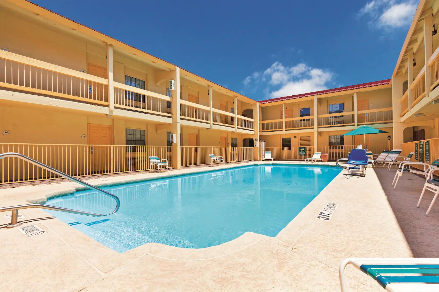 Baymont By Wyndham Lubbock - Downtown Civic Center Hotel Luaran gambar