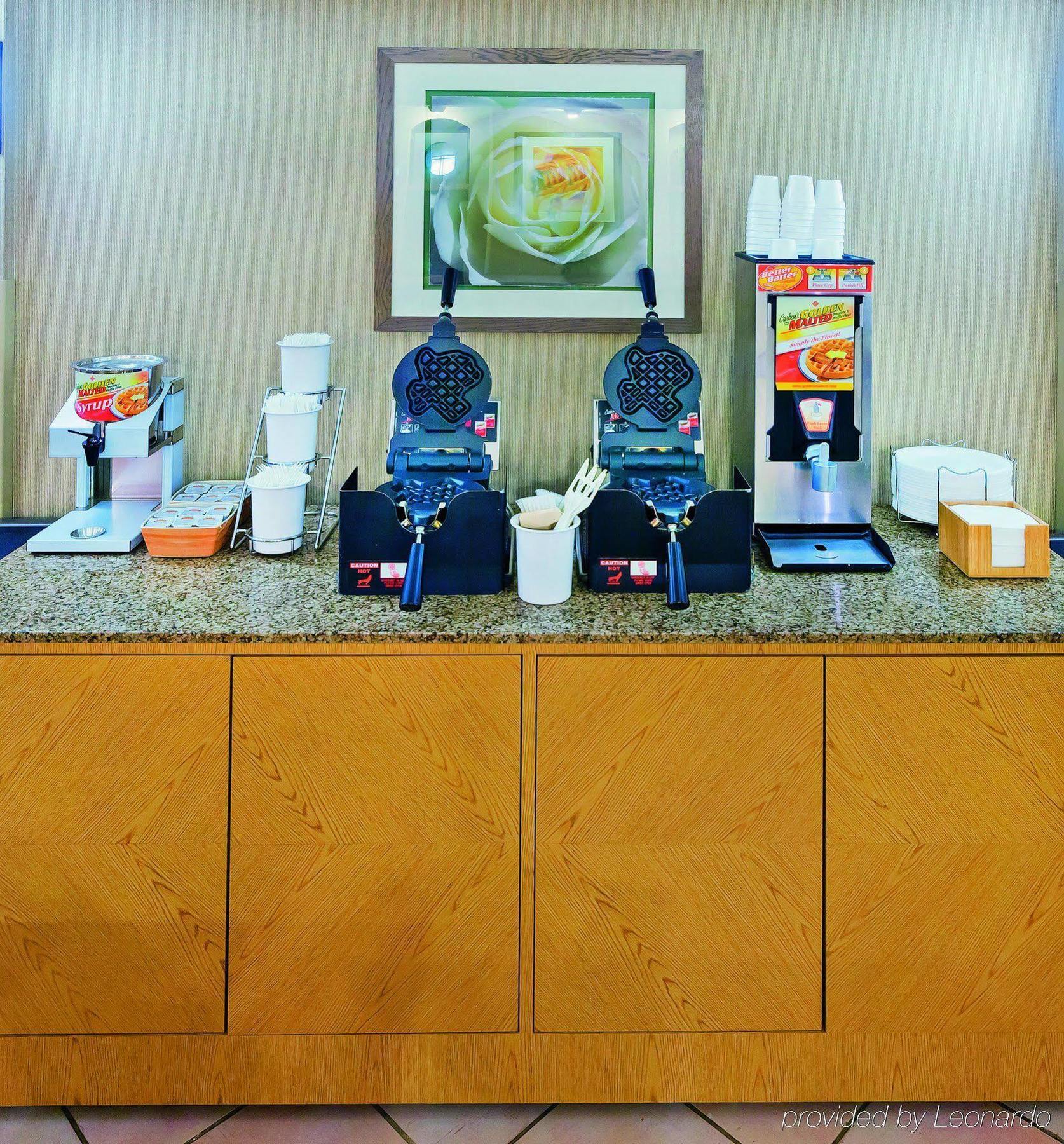 Baymont By Wyndham Lubbock - Downtown Civic Center Hotel Luaran gambar